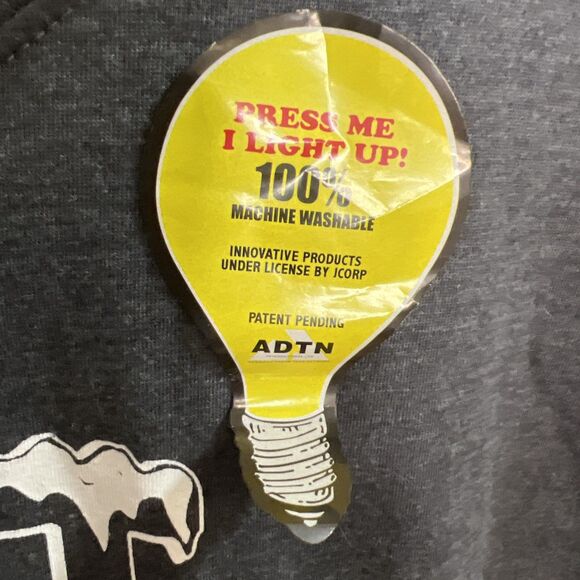 Men's Just Chillin Light Up Christmas Snowman Holiday T-Shirt Seven Oaks XLT - Picture 3 of 5